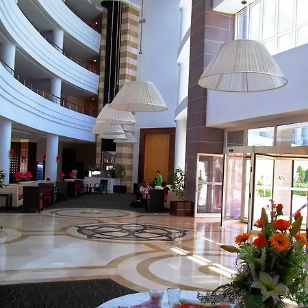The Maxim Hotel 5*